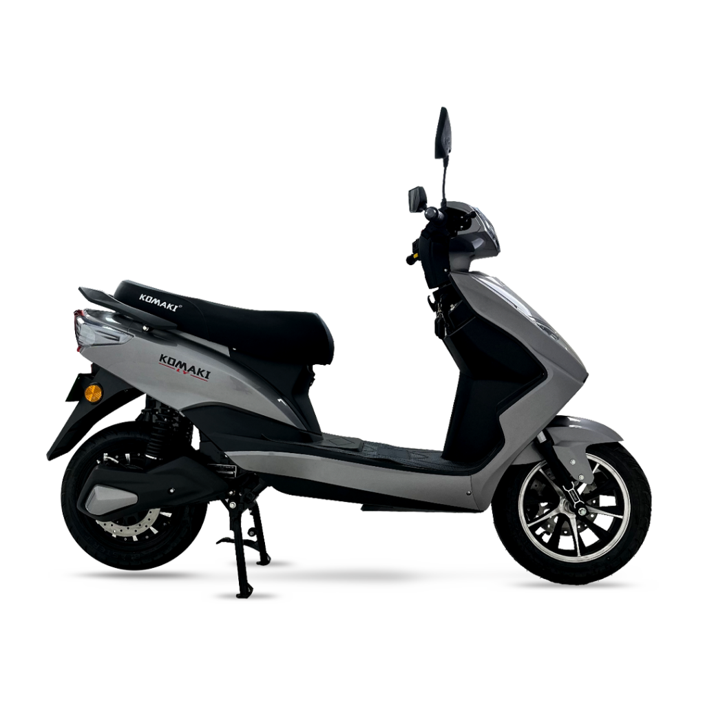 KOMAKI LY SILVER COLOURED ELECTRIC SCOOTER IMAGE
