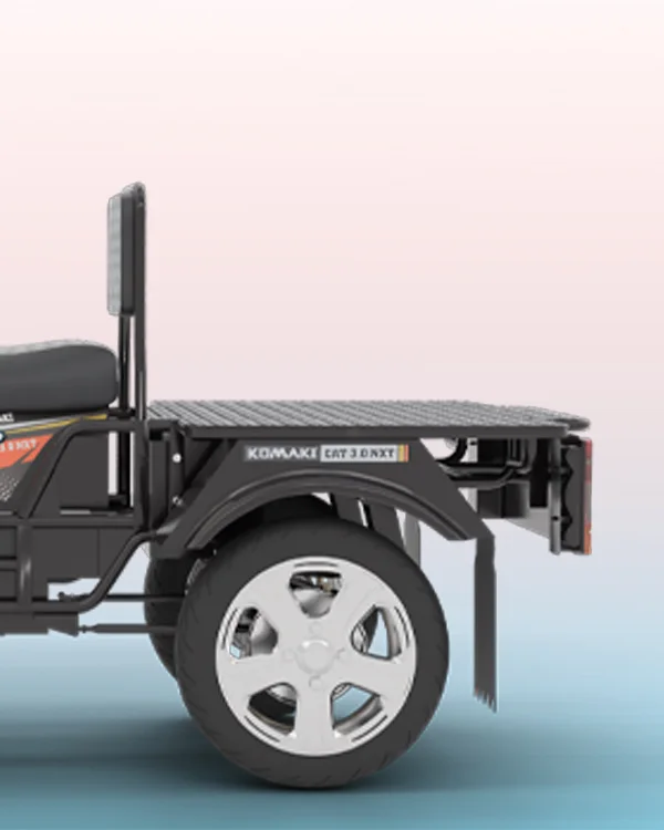 Artboard 1 | Komaki Cat 3.0, Top Speed 25Km/H, Range 120-180 Km (Detachable Battery)